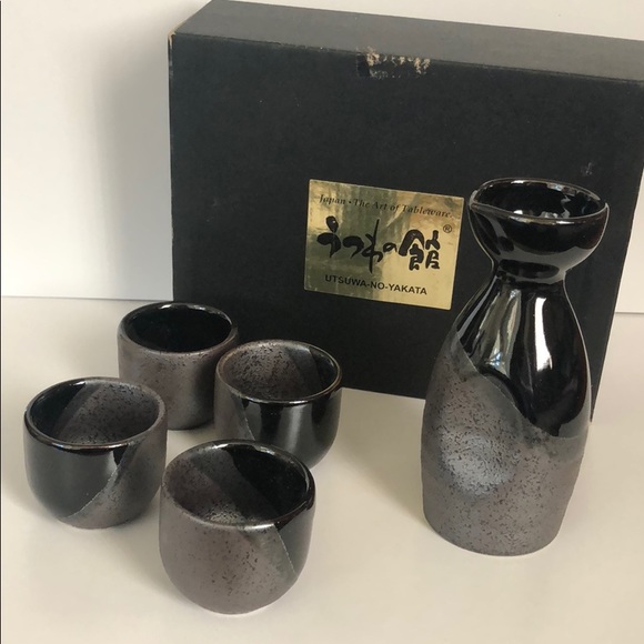 Utsuwa-No-Yakata Other - Japanese saki serving set